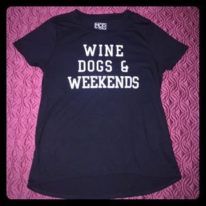 Wine dogs and weekends large T-shirt